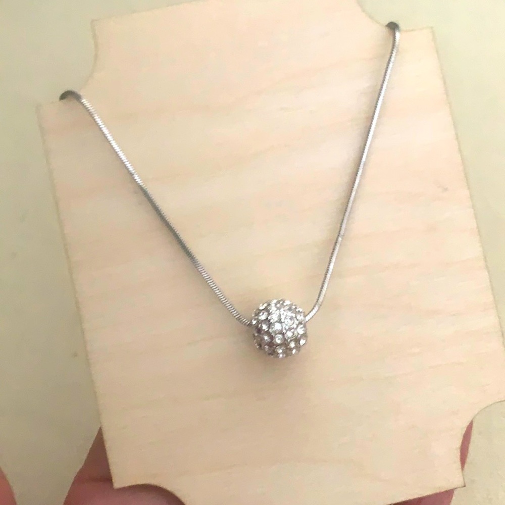 Crystal bead necklace